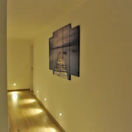 In Mit Garten Und Terrasse Und Seeblick Apartament
